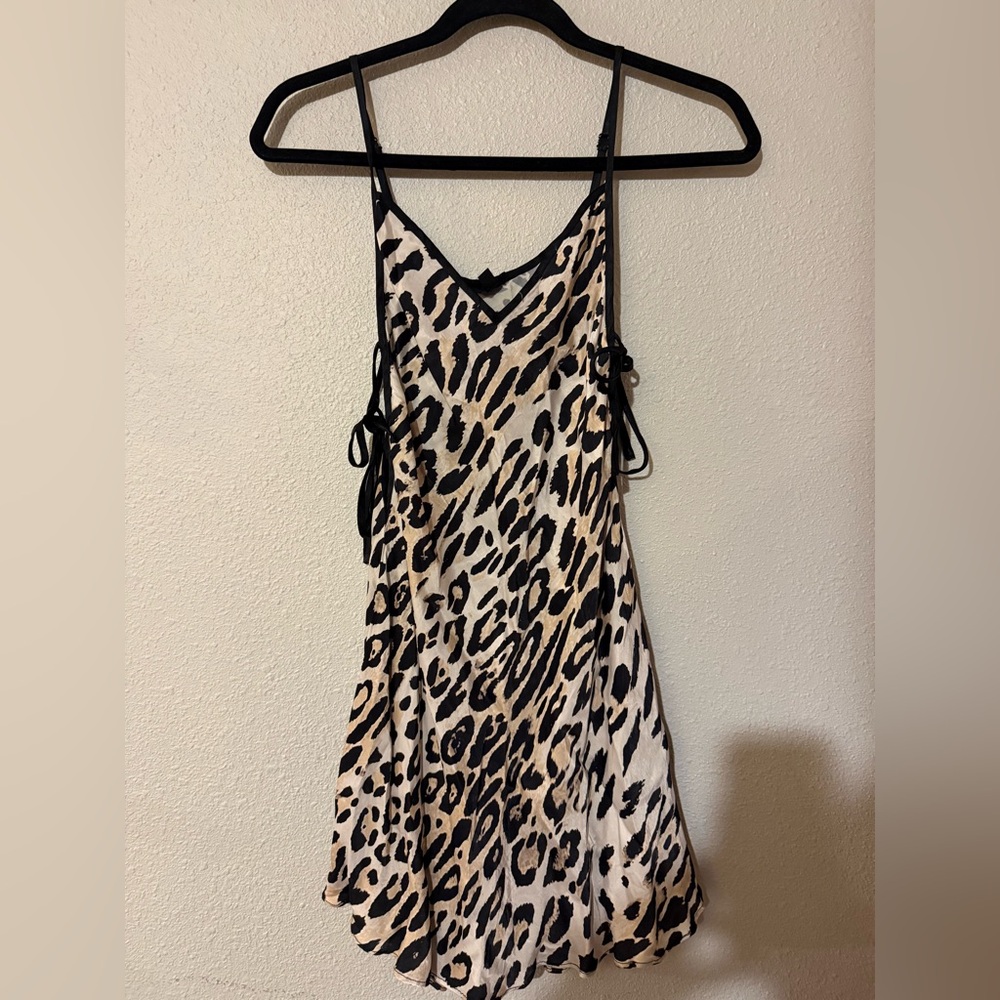 NBD FOLEY DRESS SMALL - Picture 3 of 5